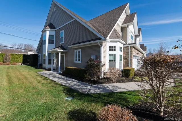 $850,000 | 12 Wolfe Circle, West Nyack, NY 10994