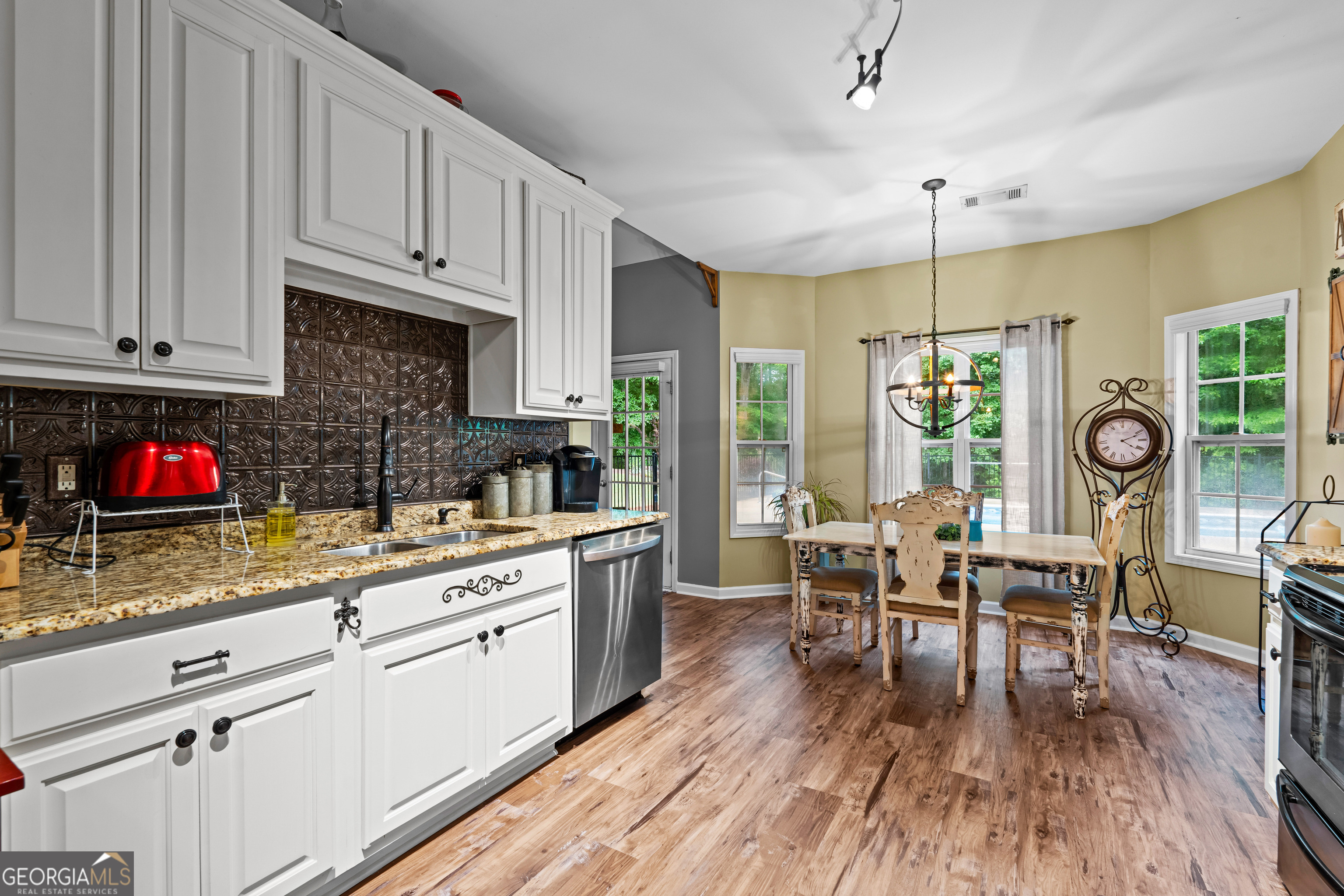 155 Quig Youngs Road Moreland, GA 30259 - Photo 17 of 46