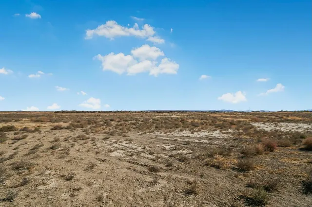 $529,990 | 5701 Avenue E E Lancaster Ca East, Lancaster, CA 93535