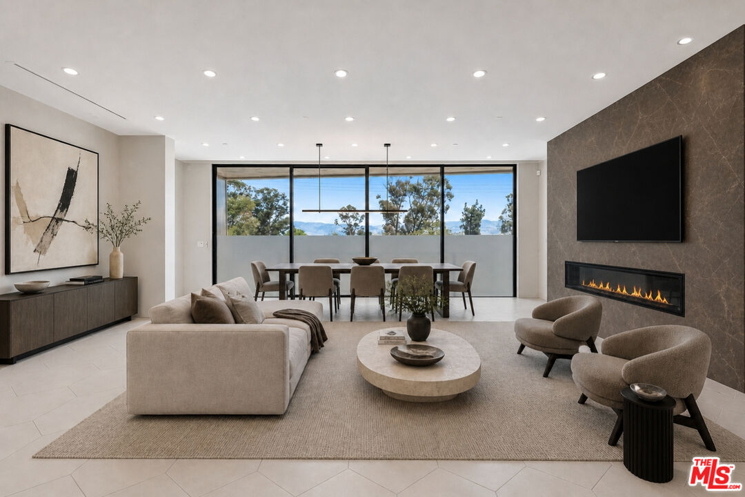 2412 Riverside Drive Los Angeles, CA 90039 - Photo 5 of 24