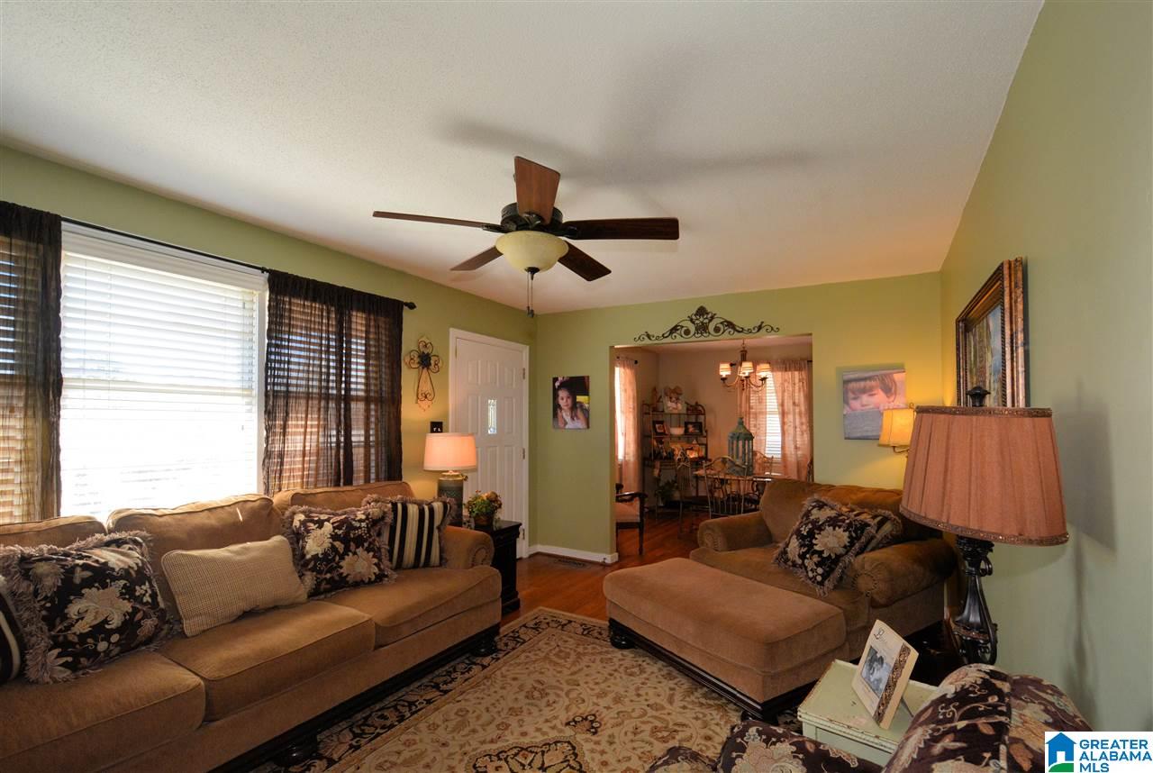 104 5th Place Pleasant Grove, AL 35127 - Photo 10 of 32