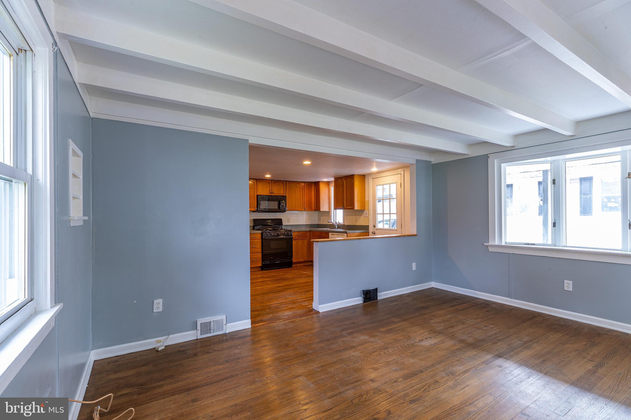 312 Warren Road Hatboro, PA 19040 - Photo 3 of 16