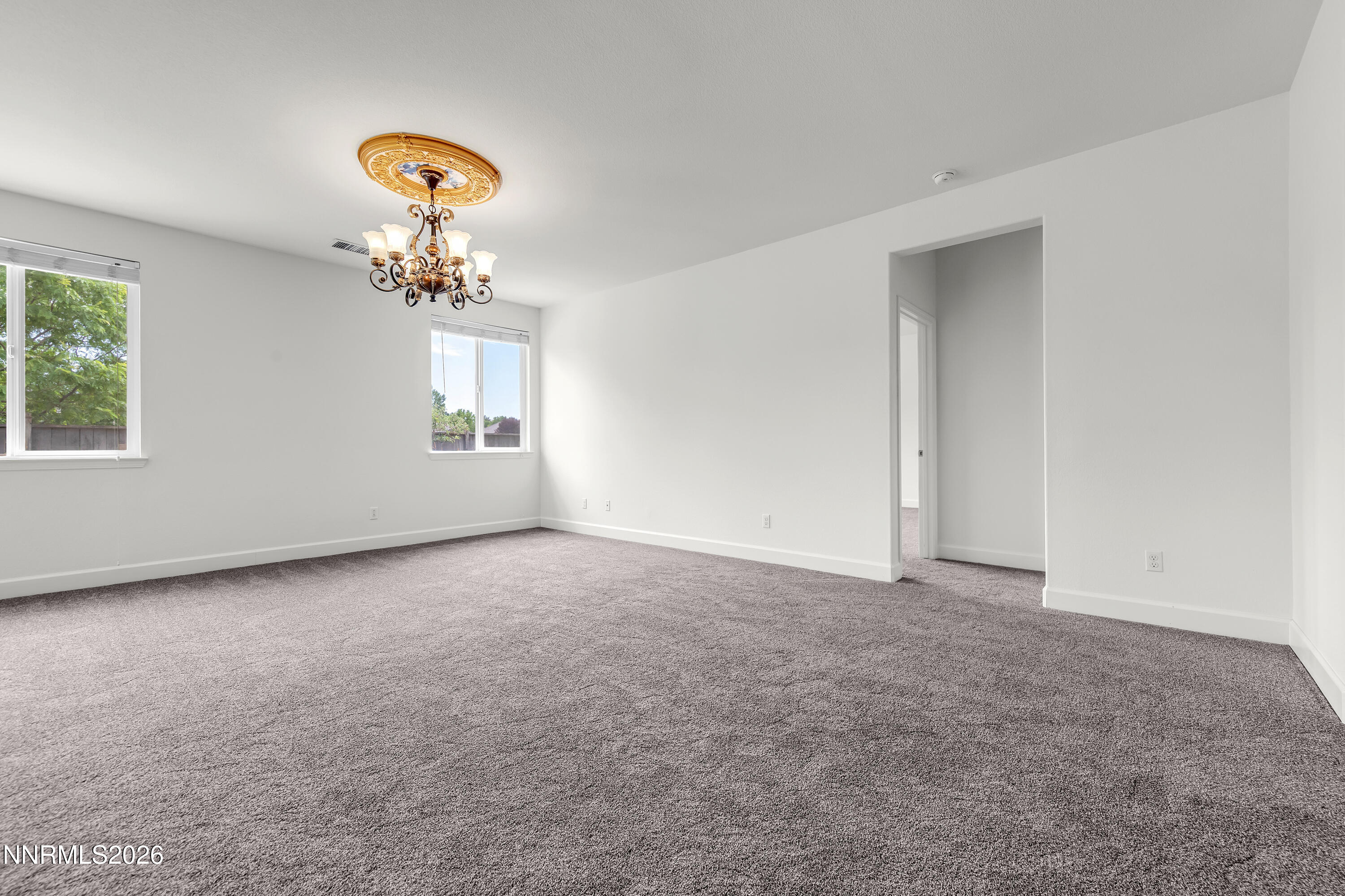 6976 Woodward Road Sparks, NV 89436 - Photo 3 of 46 Woodward6976-003