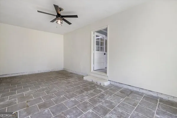 $250,000 | 360 North Lewis Street, Metter, GA 30439