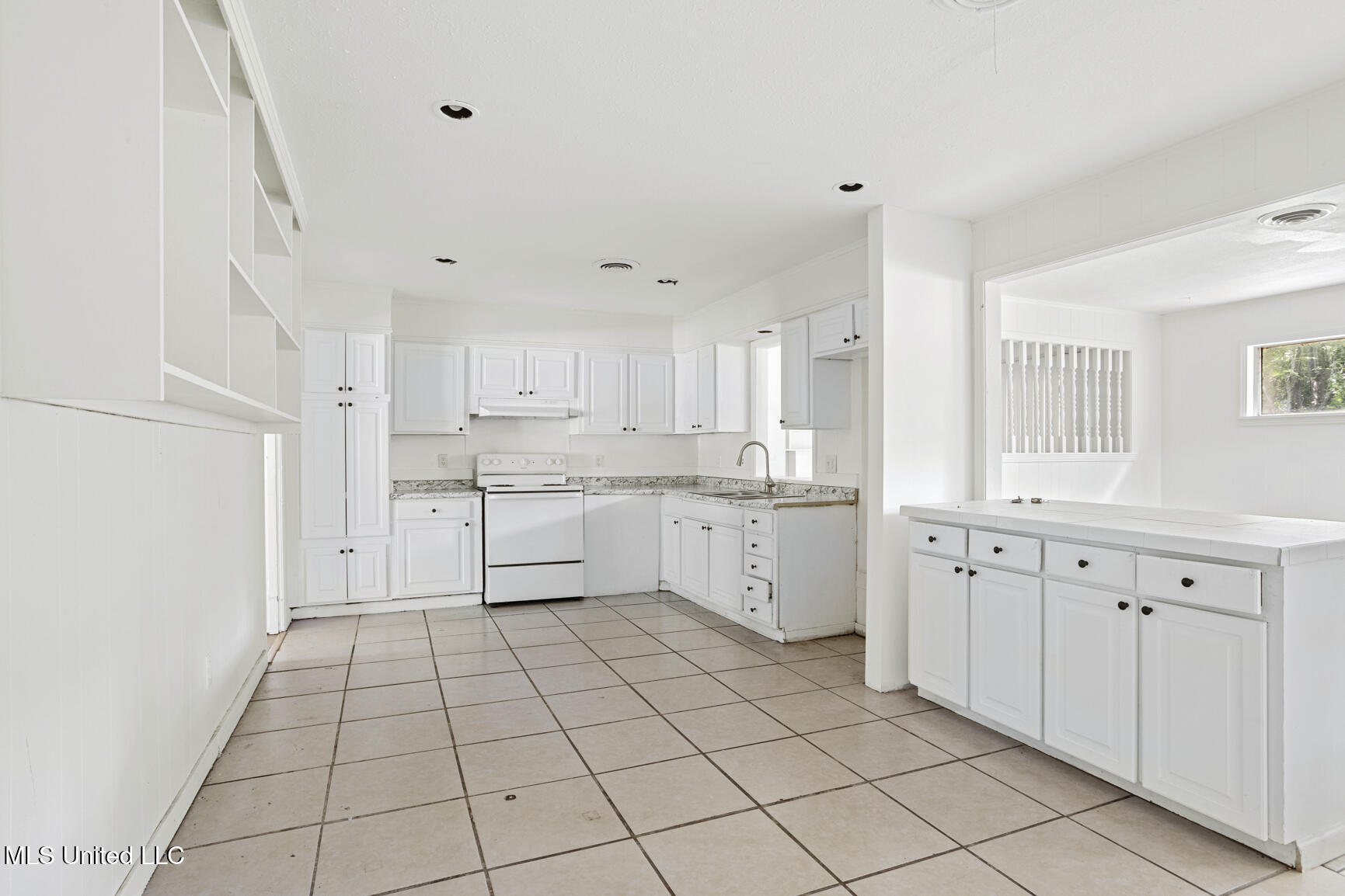 1038 Brookley Street Jackson, MS 39212 - Photo 3 of 12 1038 Brookley-3