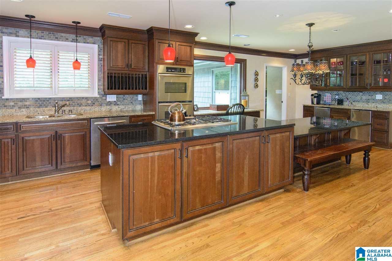1865 Shades Crest Road Vestavia Hills, AL 35216 - Photo 6 of 50