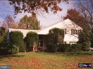 1049 Sheffield Lane Huntingdon Valley, PA 19006 - Photo 1 of 1 Gallery Image 1