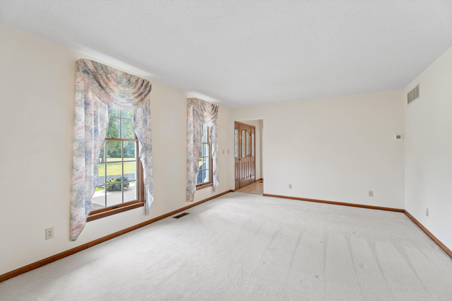 4400 Grange Hall Road Springfield, OH 45504 - Photo 14 of 50