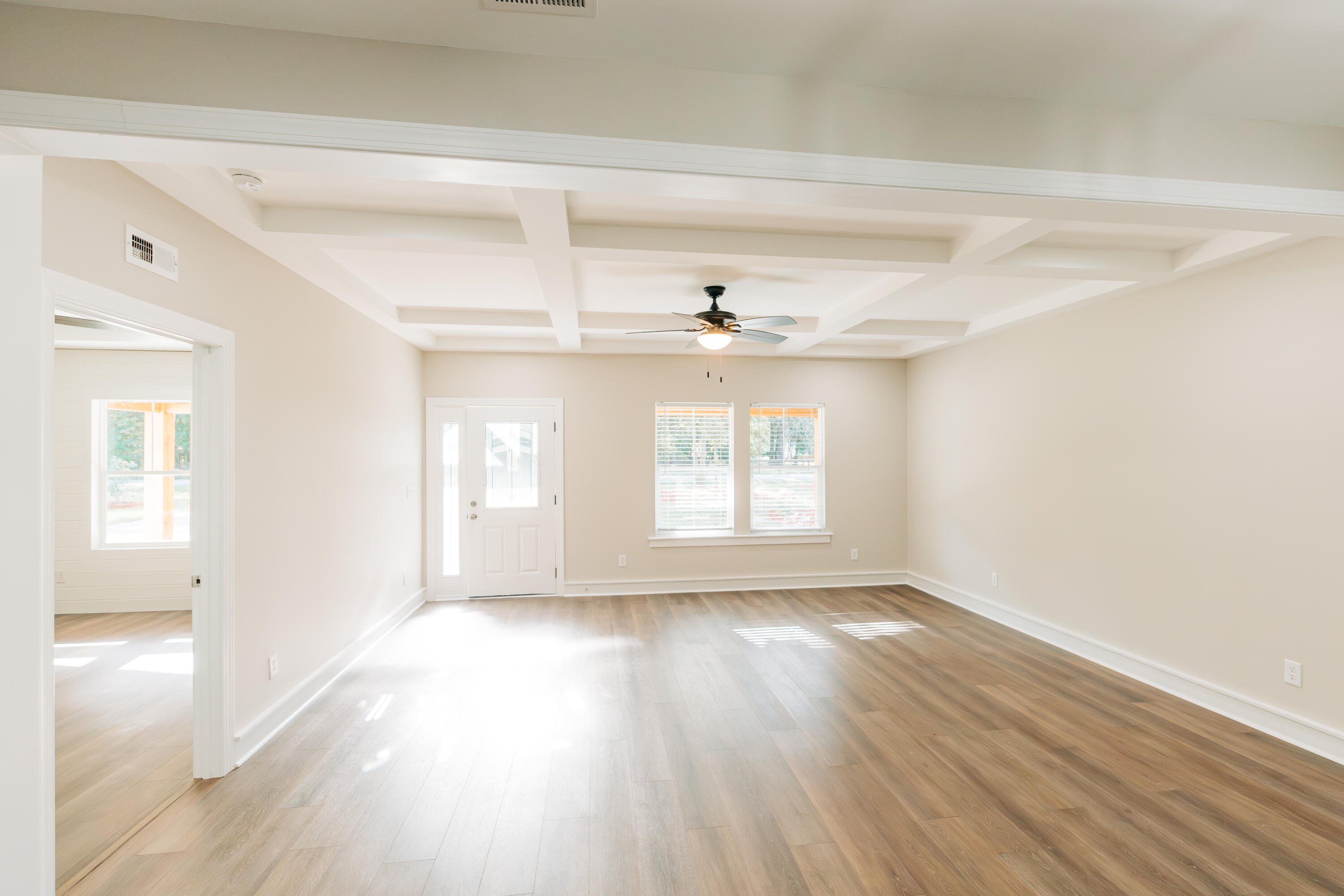438 Locust Street Walterboro, SC 29488 - Photo 17 of 46