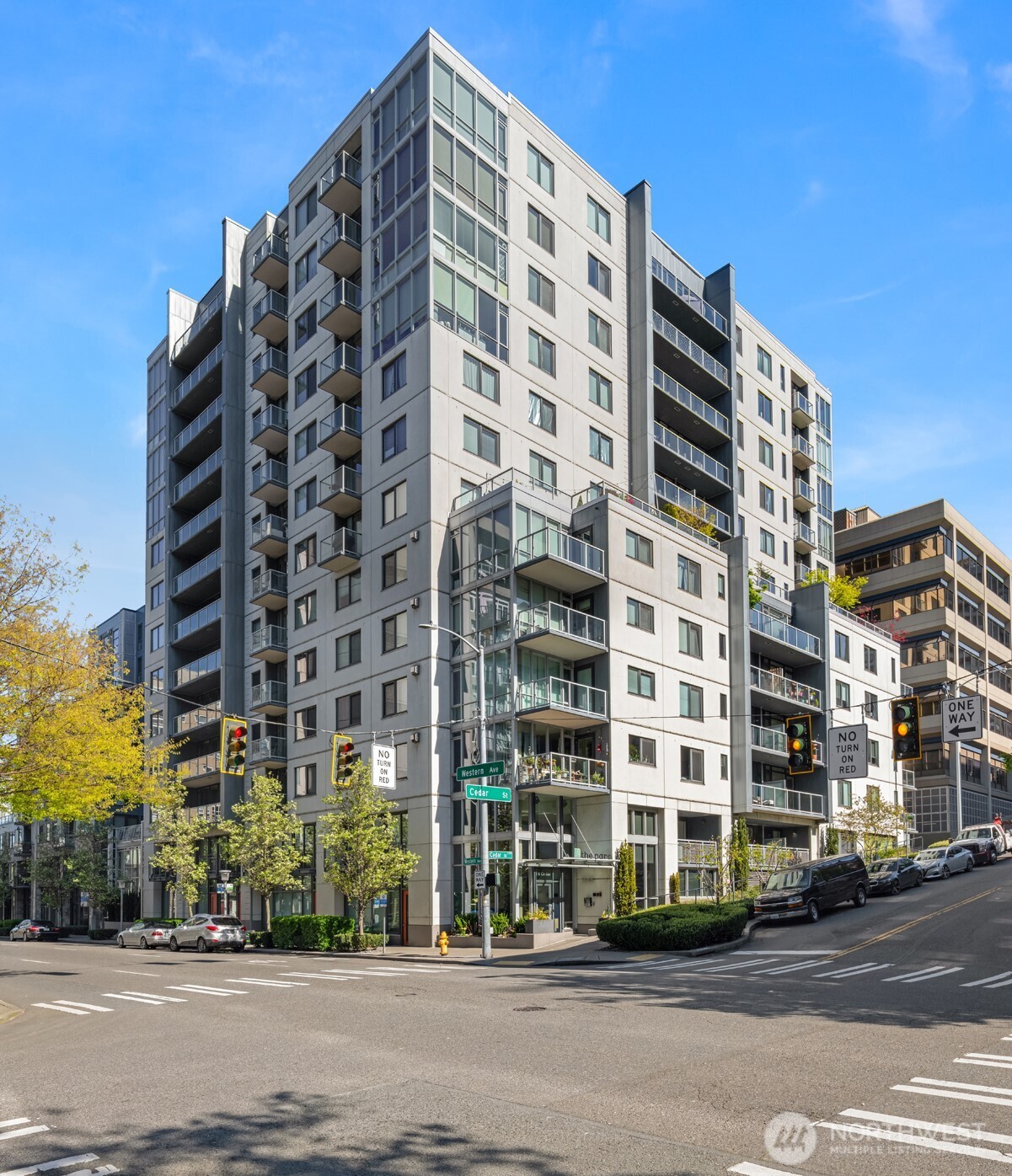 76 Cedar Street, Unit 609 Seattle, WA 98121 - Photo 26 of 31 front view of a building