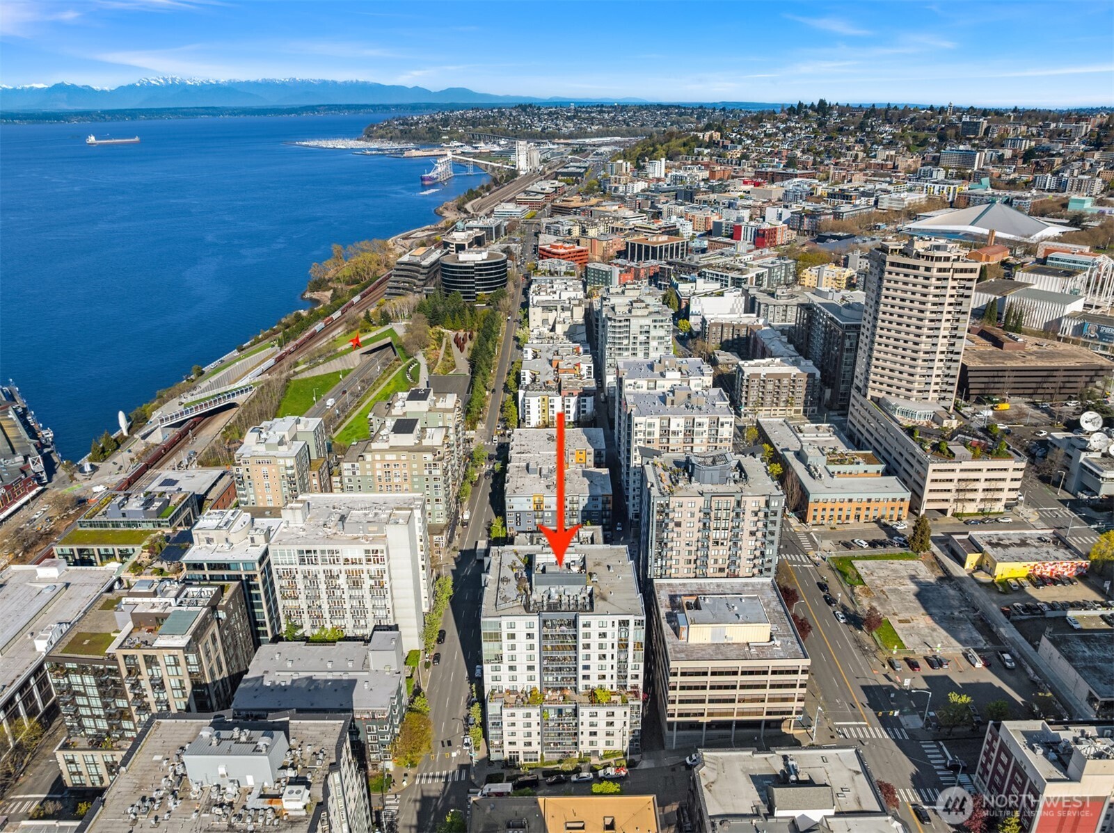 76 Cedar Street, Unit 609 Seattle, WA 98121 - Photo 28 of 31 a view of a city with an ocean view