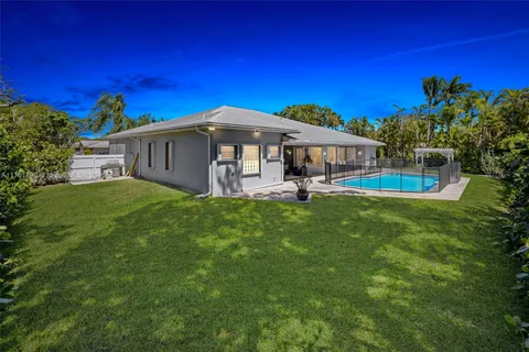 $1,250,000 | 8520 Southwest 181st Street, Palmetto Bay, FL 33157