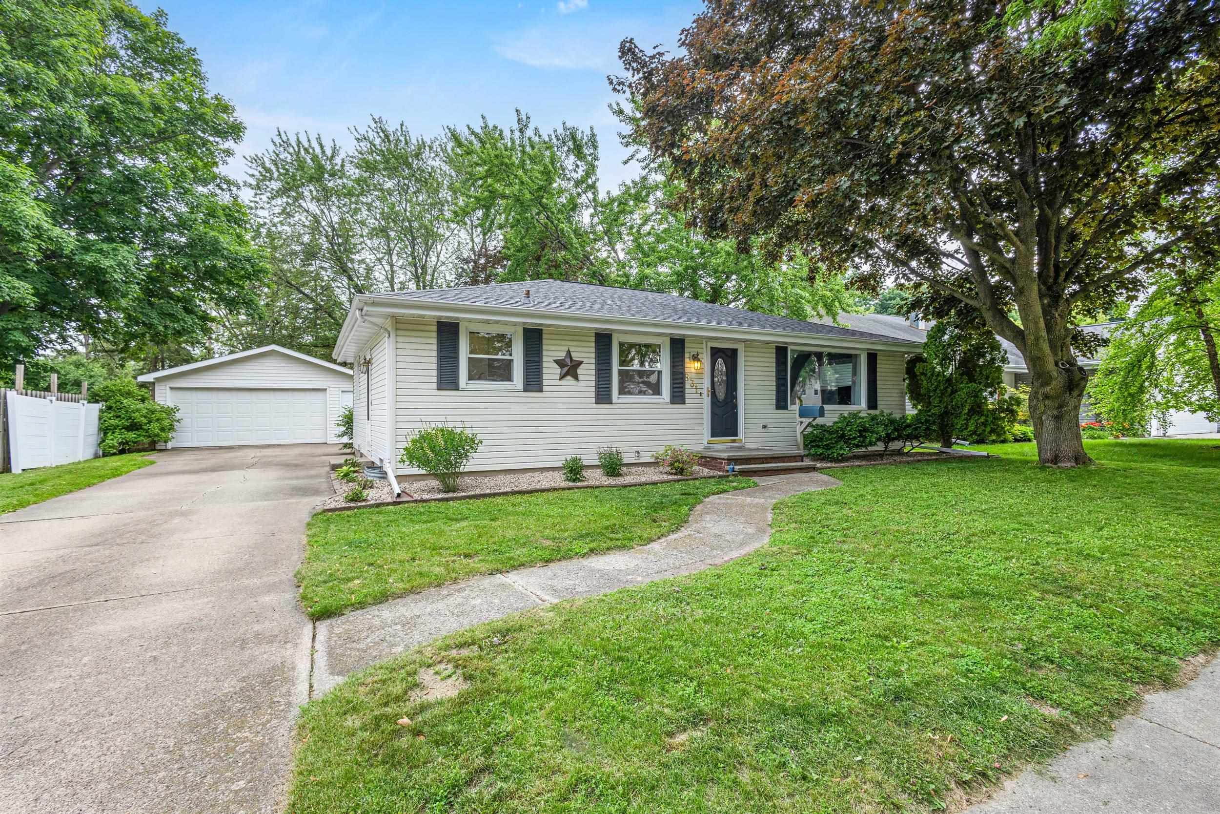 931 West Lindbergh Street Appleton, WI 54914 - Photo 1 of 1 Gallery Image 1