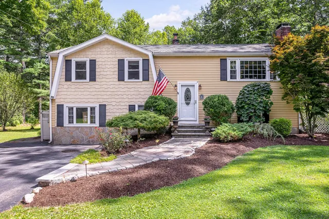 $610,000 | 48 Kendall Pond Road, Windham, NH 03087