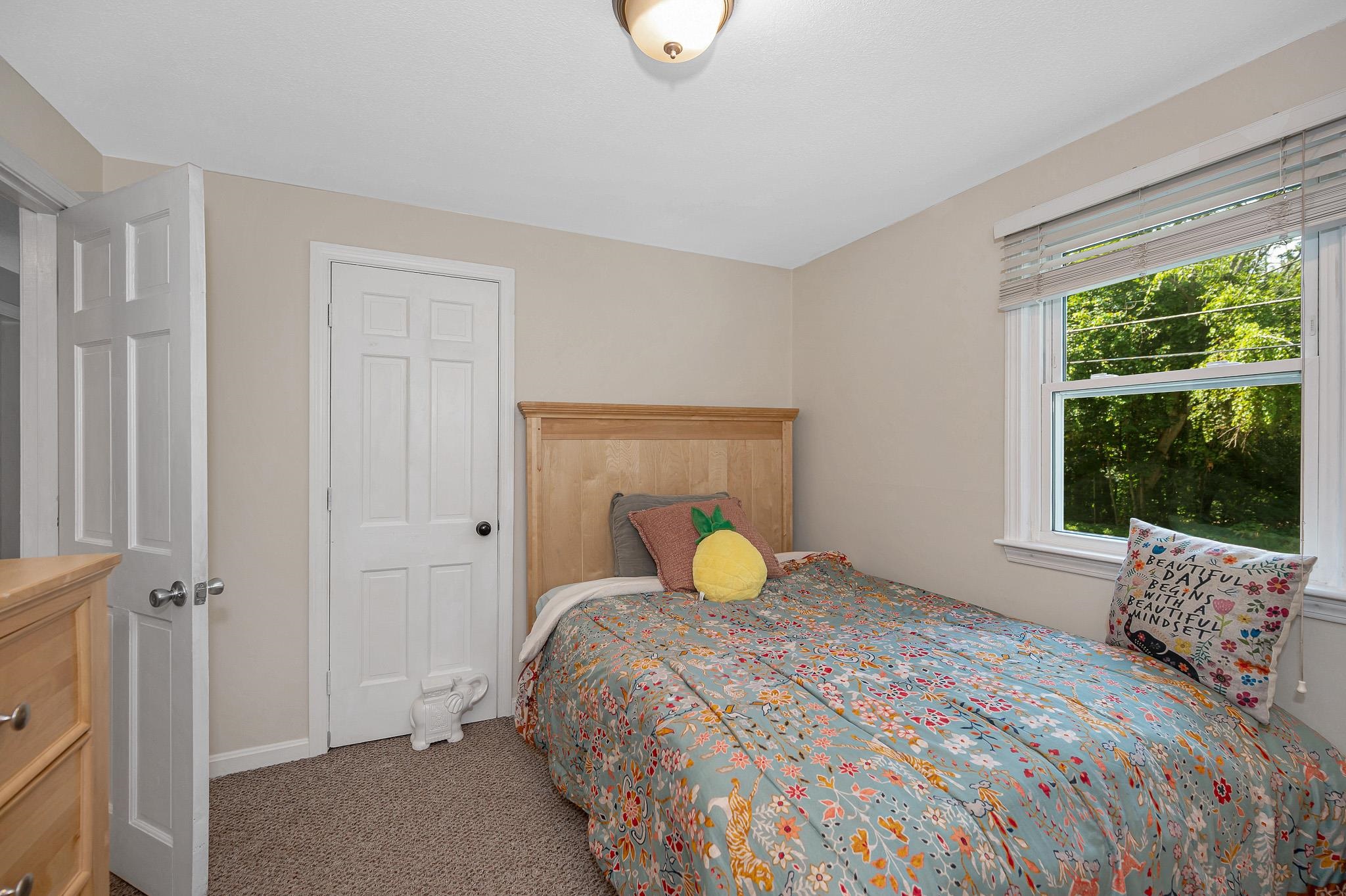 48 Kendall Pond Road Windham, NH 03087 - Photo 20 of 41