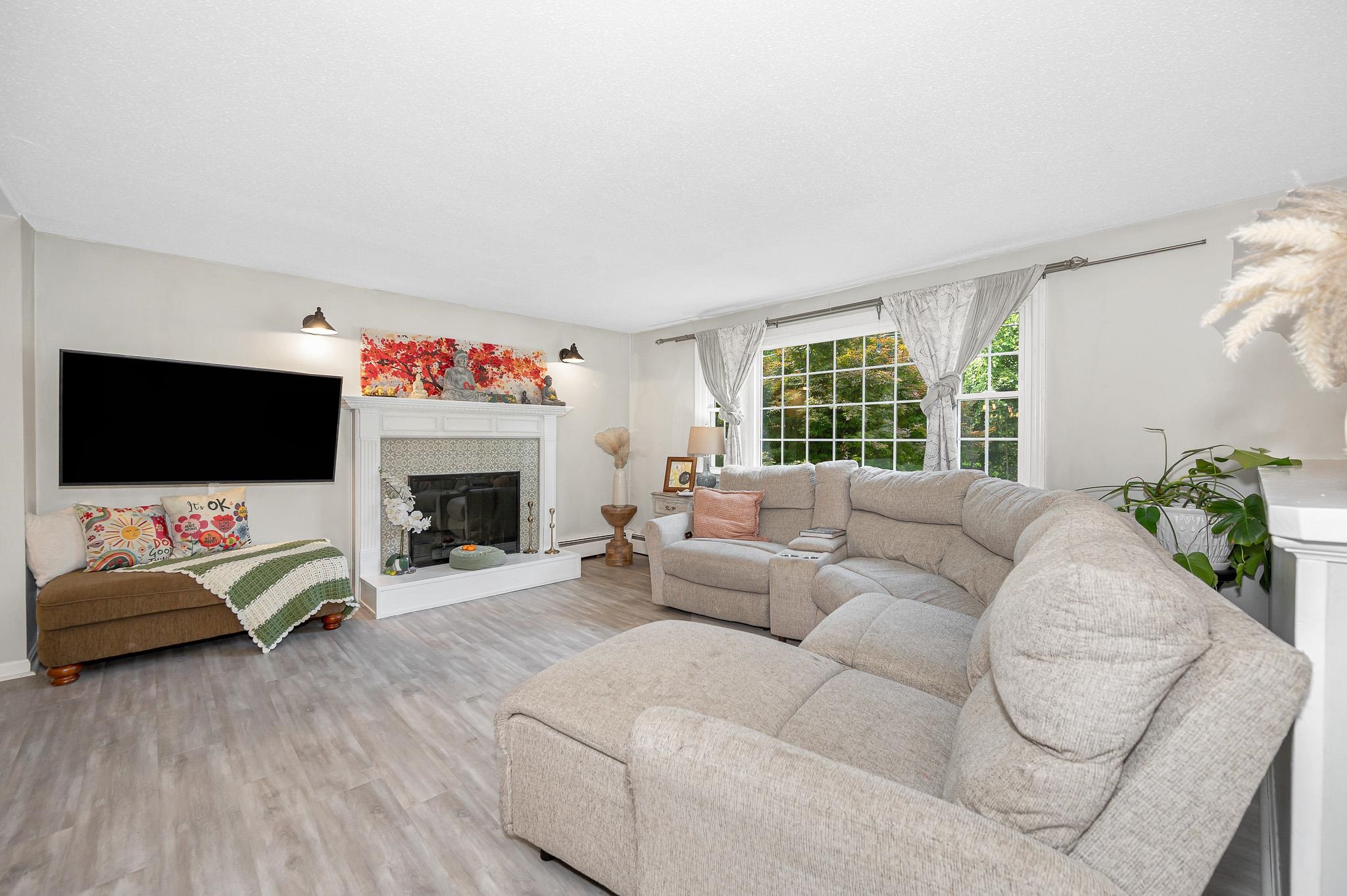 48 Kendall Pond Road Windham, NH 03087 - Photo 2 of 41