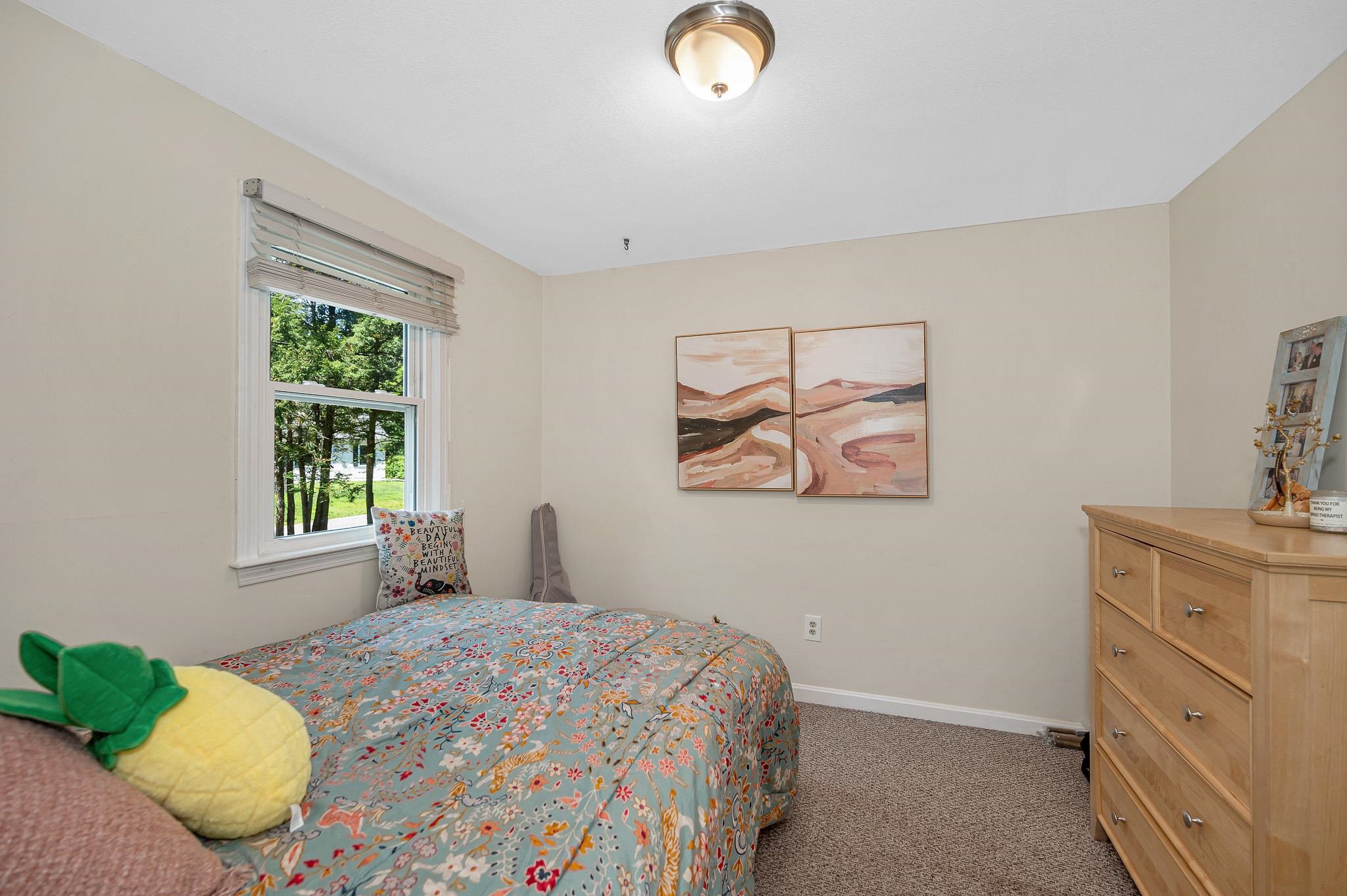 48 Kendall Pond Road Windham, NH 03087 - Photo 21 of 41