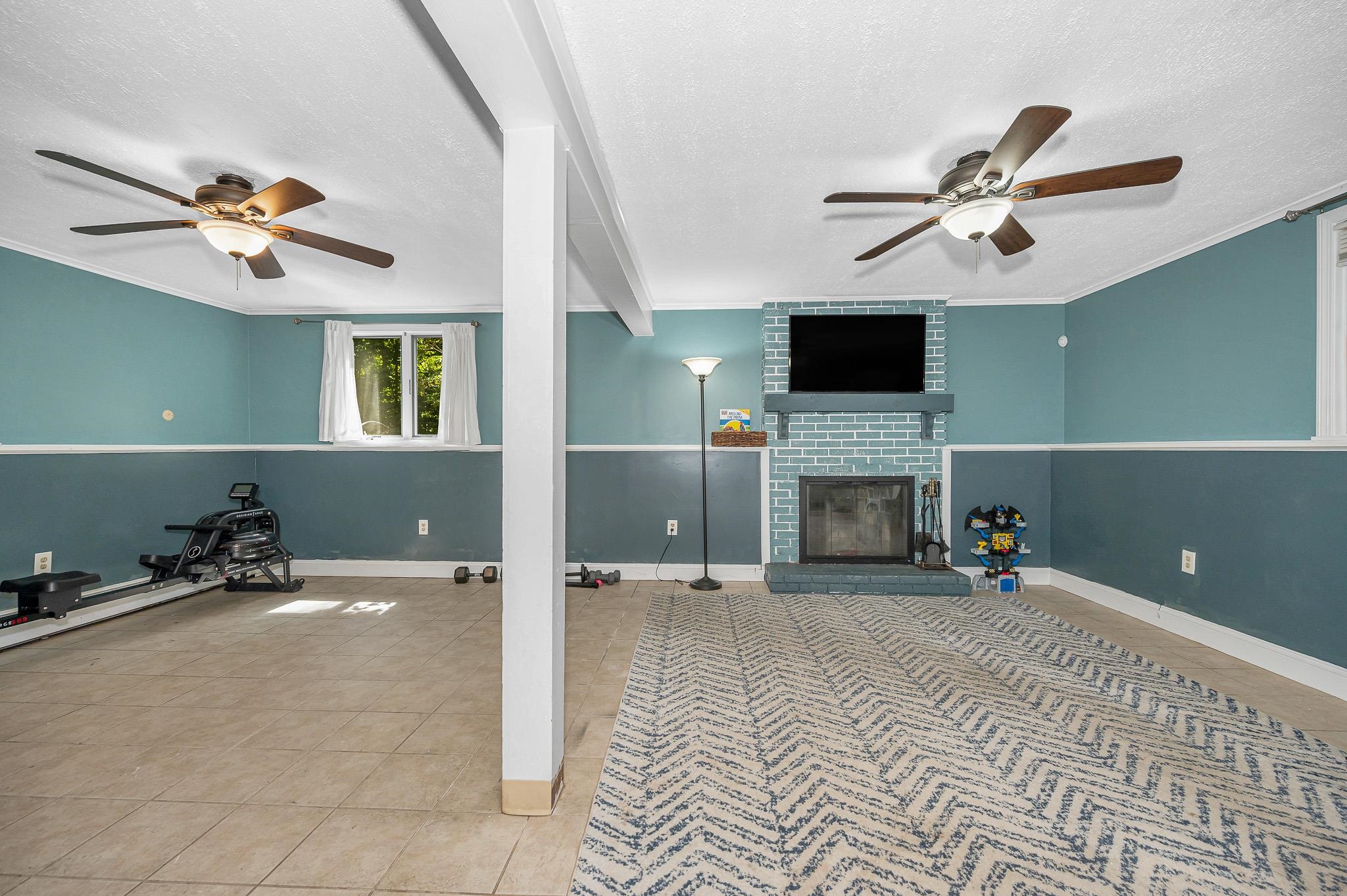 48 Kendall Pond Road Windham, NH 03087 - Photo 22 of 41