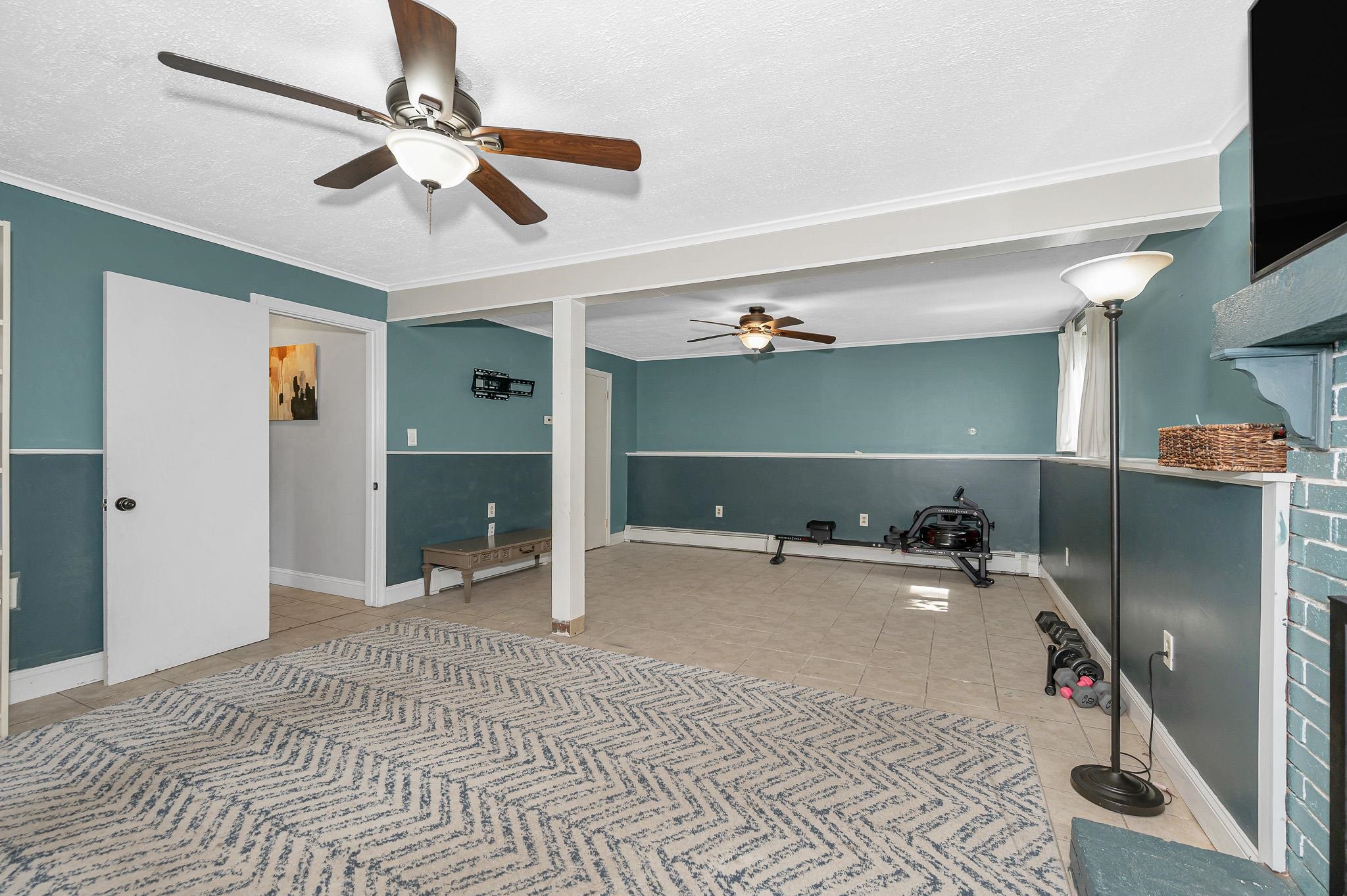 48 Kendall Pond Road Windham, NH 03087 - Photo 24 of 41