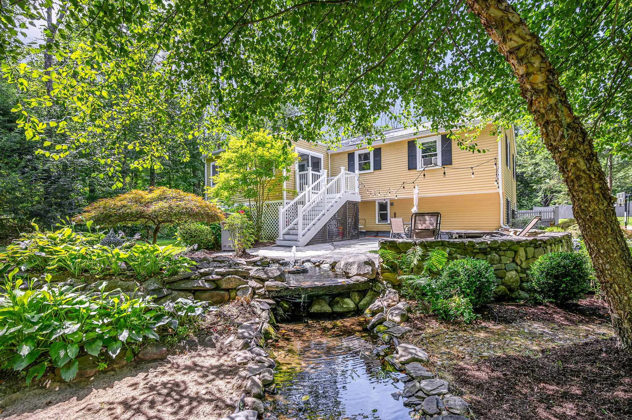 48 Kendall Pond Road Windham, NH 03087 - Photo 30 of 41