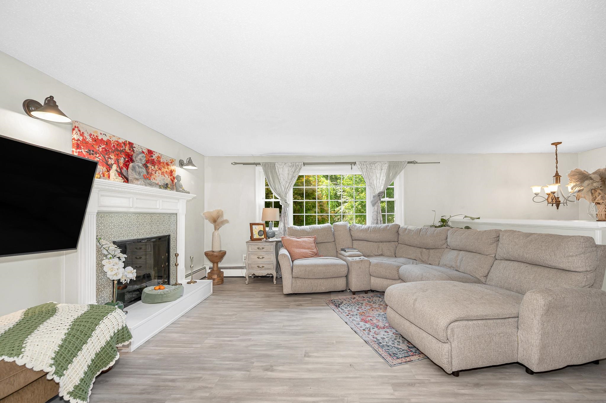 48 Kendall Pond Road Windham, NH 03087 - Photo 3 of 41