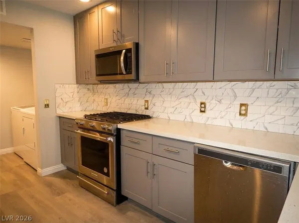 $1,975 | 2816 Briar Knoll Drive, Henderson, NV 89074