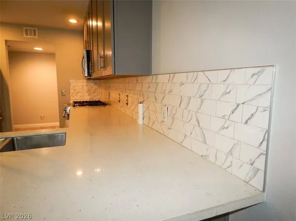 $1,975 | 2816 Briar Knoll Drive, Henderson, NV 89074