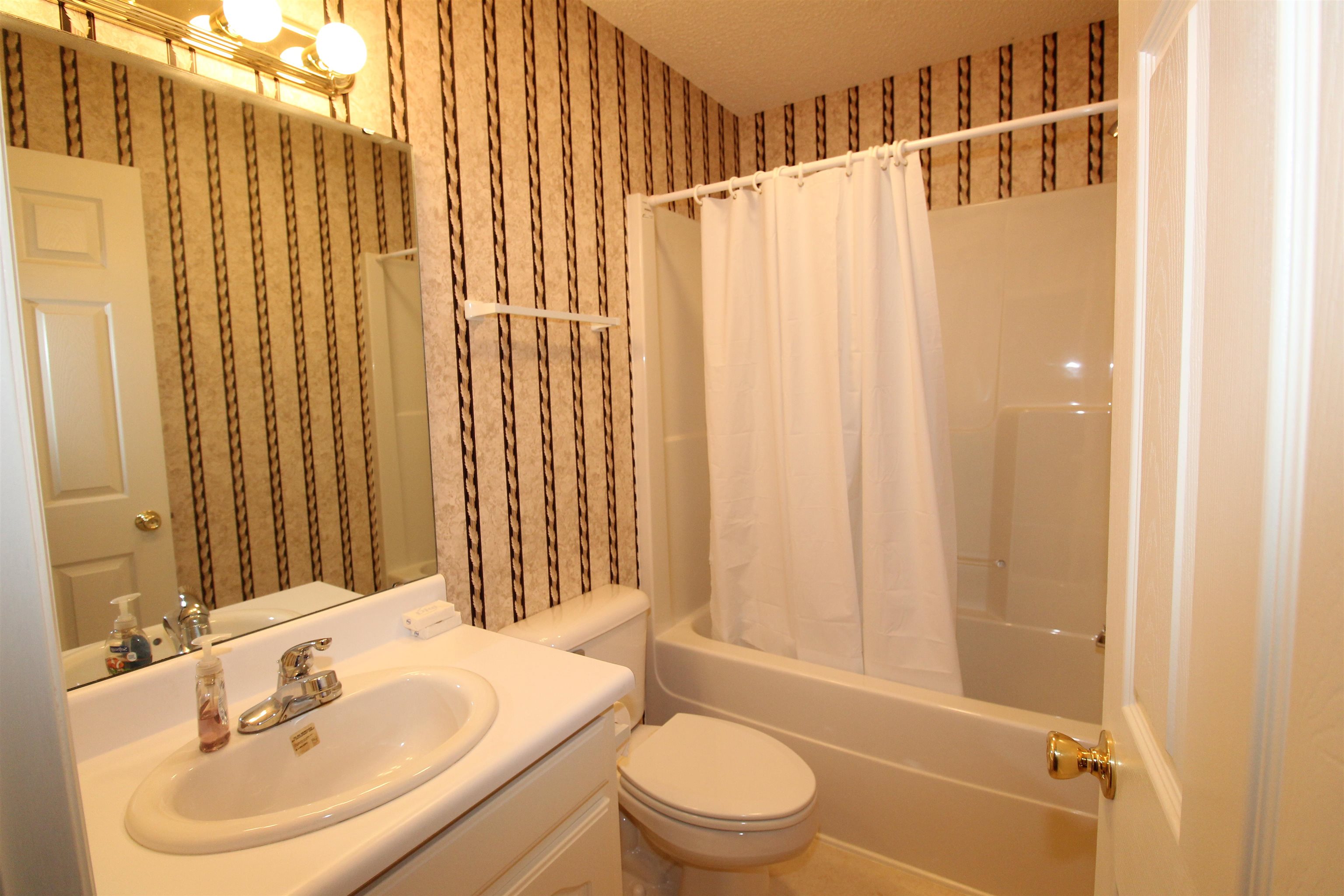 140 Oak Street Boiling Springs, SC 29316 - Photo 13 of 33 Gallery Image 13