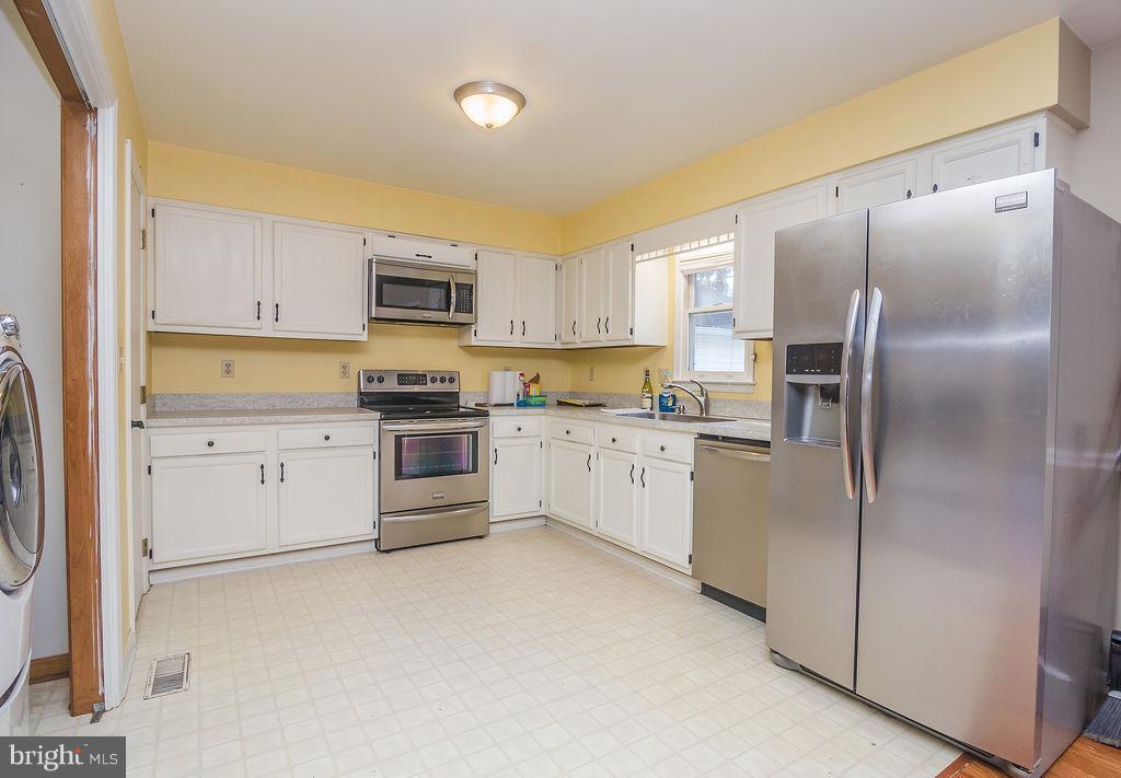 6546 Morris Road Pittsville, MD 21850 - Photo 15 of 77