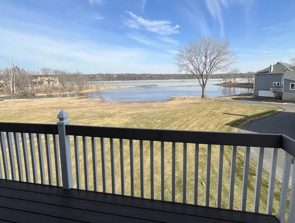 $3,500 | 527 Mariner Drive, Bayport, MN 55003