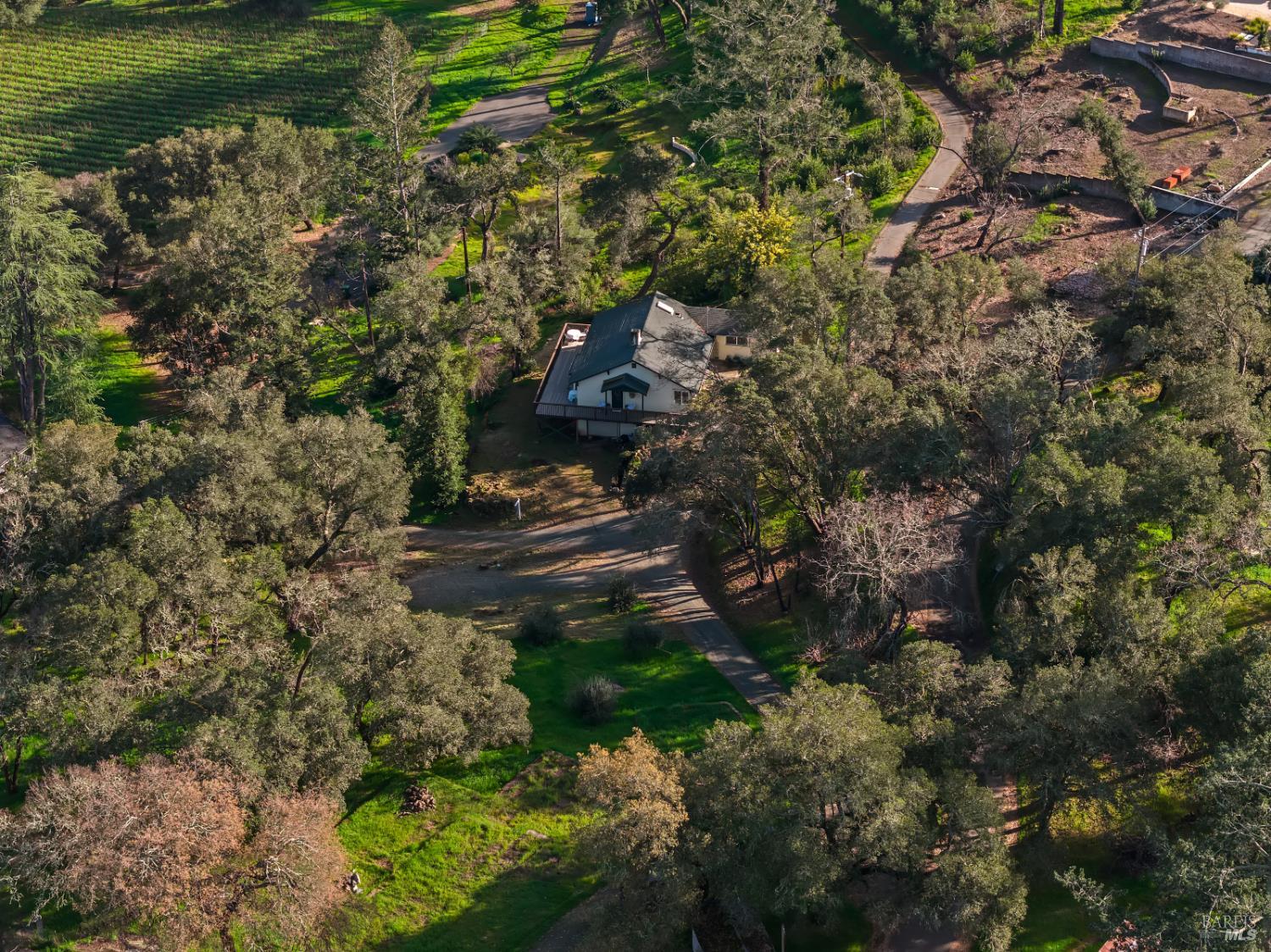 111 Lilac Lane St. Helena, CA 94574 - Photo 4 of 51