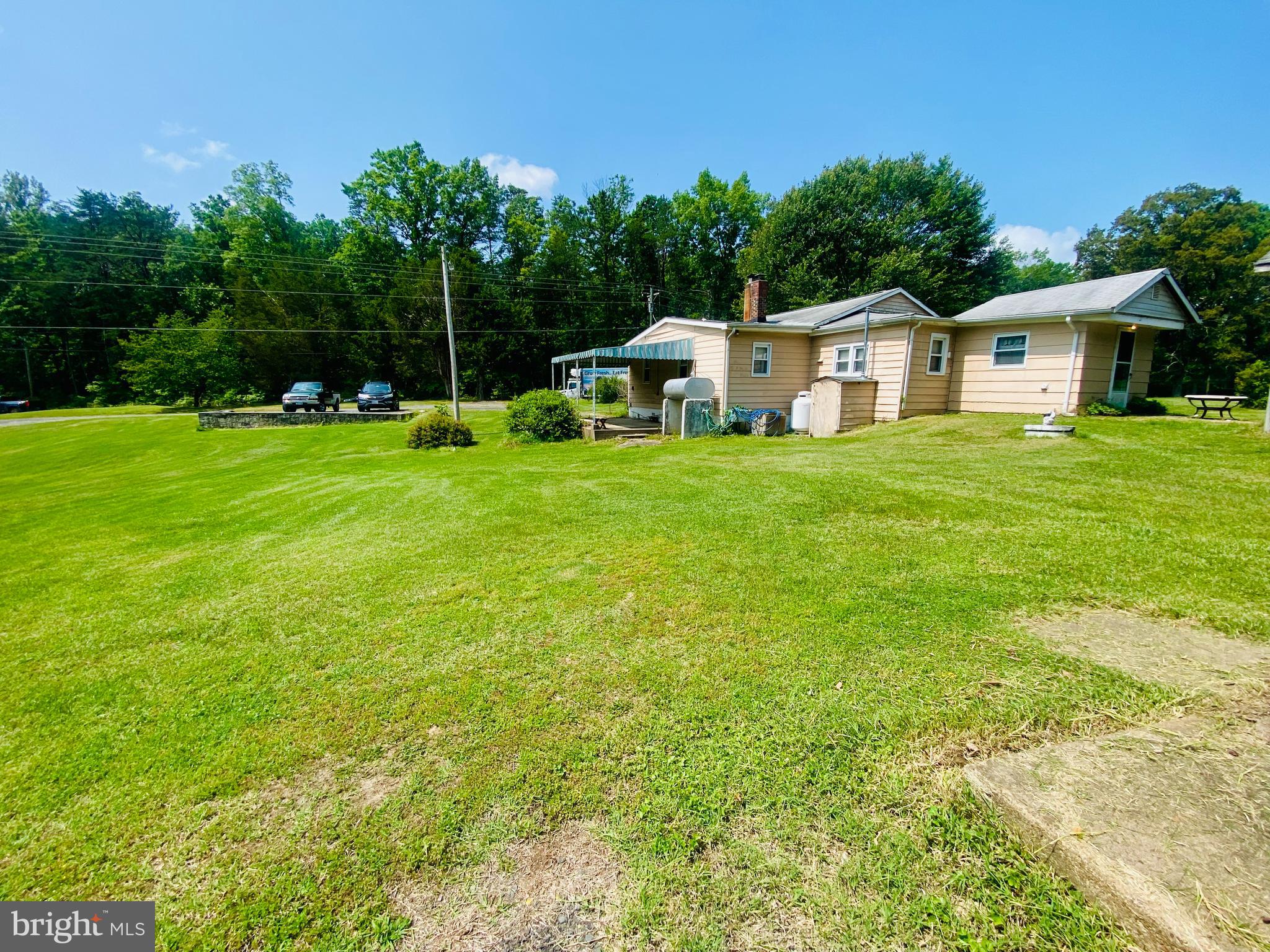 17341 Joplin Road Triangle, VA 22172 - Photo 10 of 12 Gallery Image 10