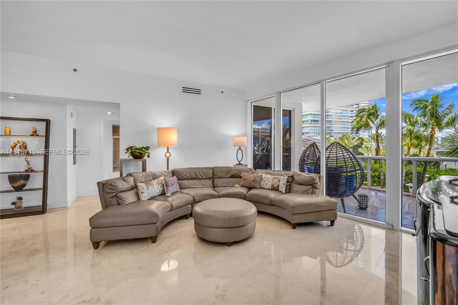 400 Alton Road, Unit 407 Miami Beach, FL 33139 - Photo 12 of 74