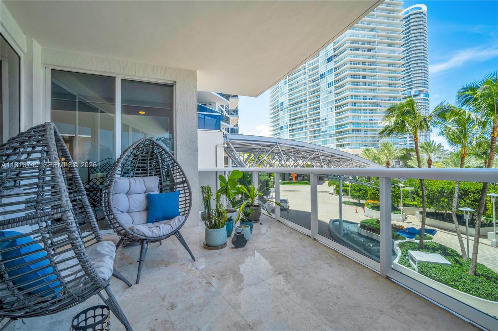 400 Alton Road, Unit 407 Miami Beach, FL 33139 - Photo 14 of 74