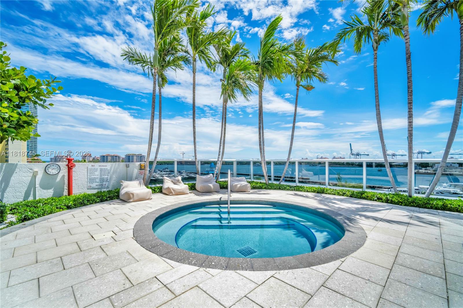 400 Alton Road, Unit 407 Miami Beach, FL 33139 - Photo 26 of 74 2ND BATHROOM ,CONNECTS HALL & BR