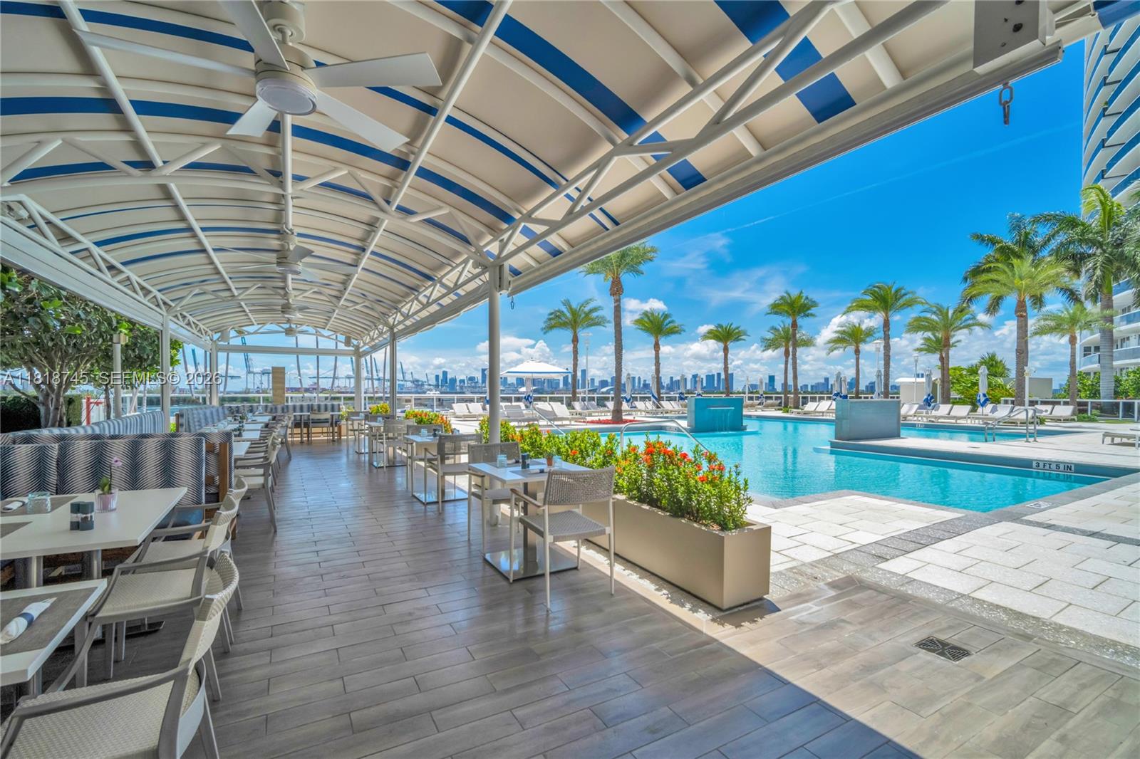 400 Alton Road, Unit 407 Miami Beach, FL 33139 - Photo 28 of 74 Restaurant