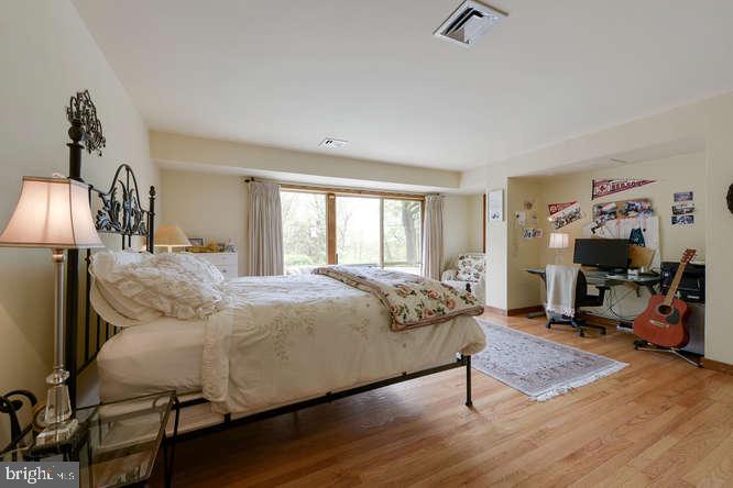 21 Nelson Ridge Road Princeton, NJ 08540 - Photo 22 of 29 Bedroom Two with Sliders to Blue Stone Terrace