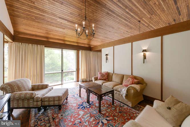 21 Nelson Ridge Road Princeton, NJ 08540 - Photo 8 of 29 Family Room