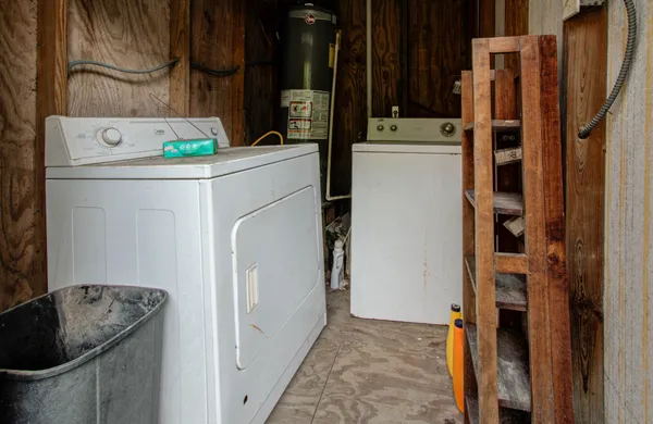 $1,100 | 1715 Banks Street, Unit C, Houston, TX 77098