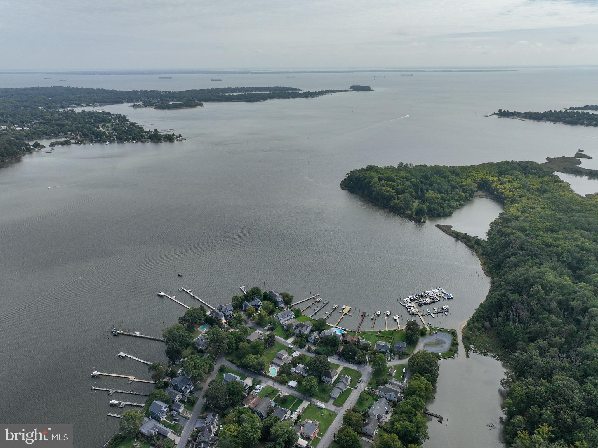 527 Bayview Point Drive Edgewater, MD 21037 - Photo 21 of 24 Proximity to the water