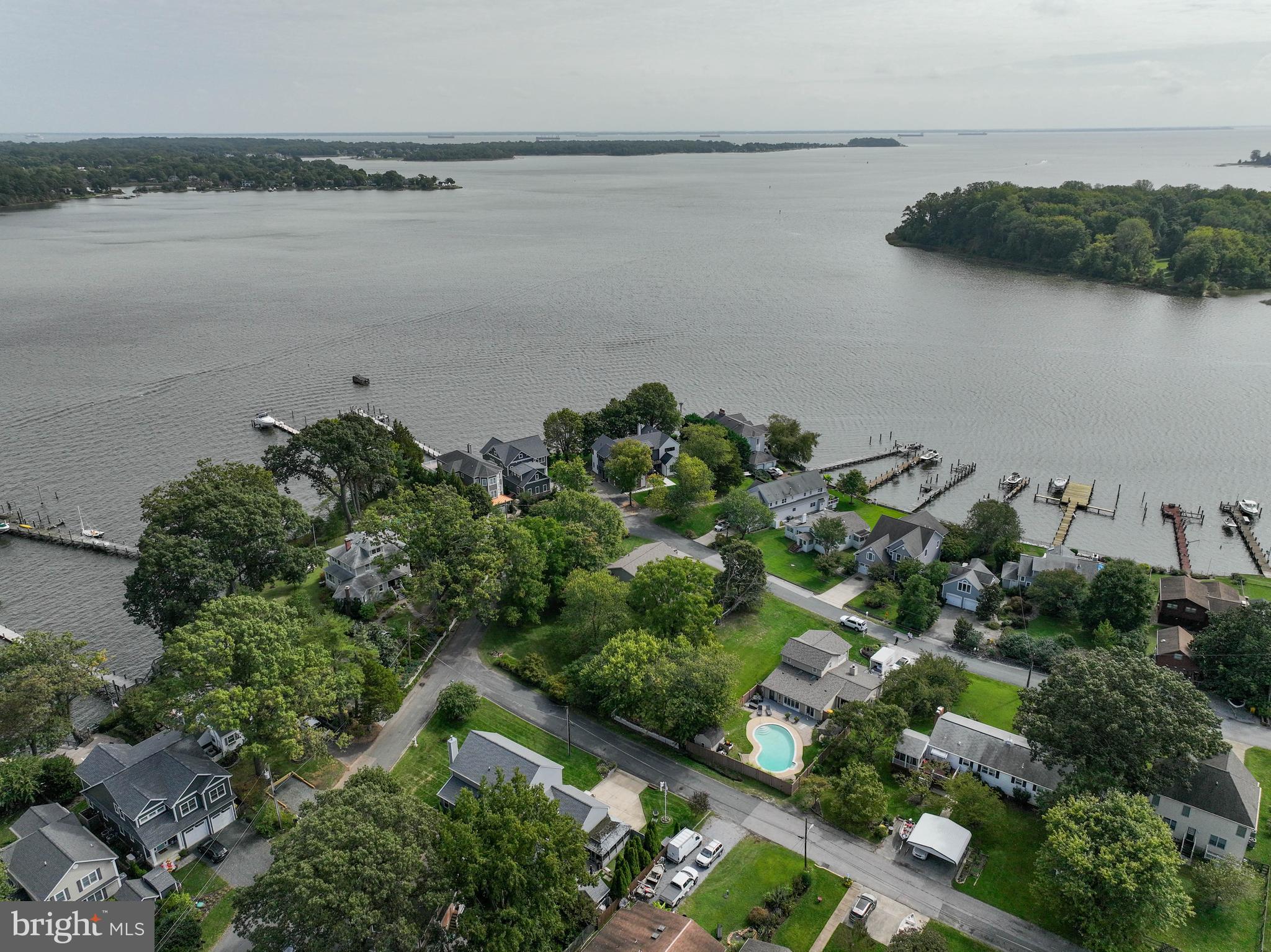 527 Bayview Point Drive Edgewater, MD 21037 - Photo 10 of 24 Proximity to the water