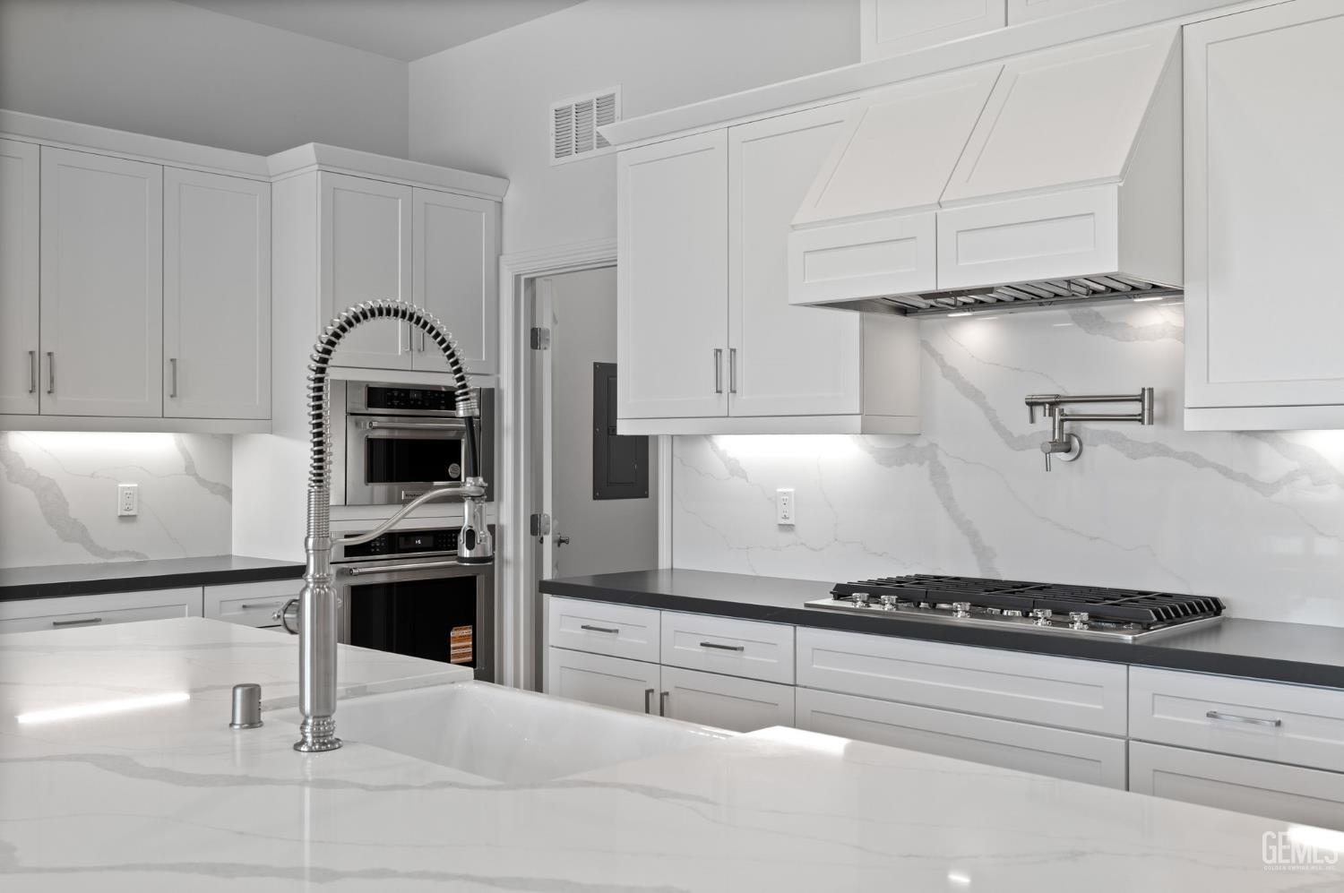 Undisclosed Address Bakersfield, CA 93311 - Photo 18 of 71