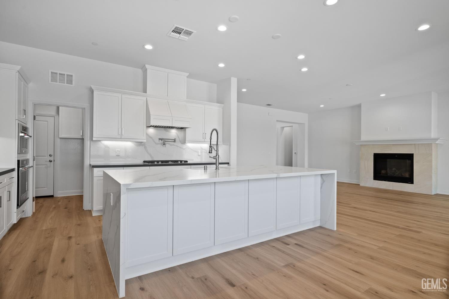 Undisclosed Address Bakersfield, CA 93311 - Photo 22 of 71