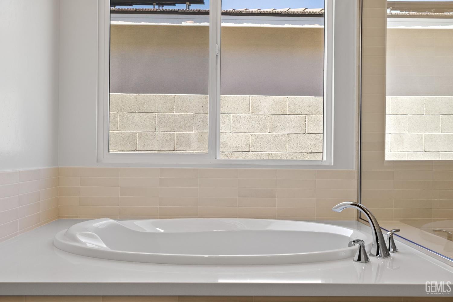 Undisclosed Address Bakersfield, CA 93311 - Photo 34 of 71