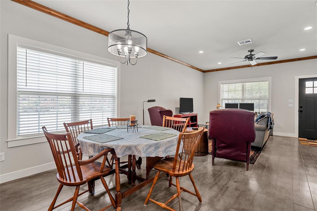 3226 Pine Avenue Waco, TX 76708 - Photo 9 of 36