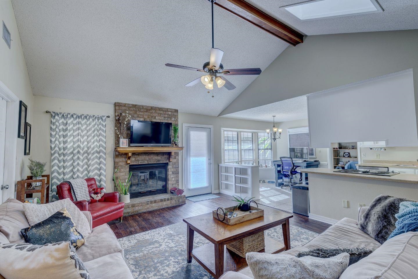 124 Michael Loop Daphne, AL 36526 - Photo 3 of 24