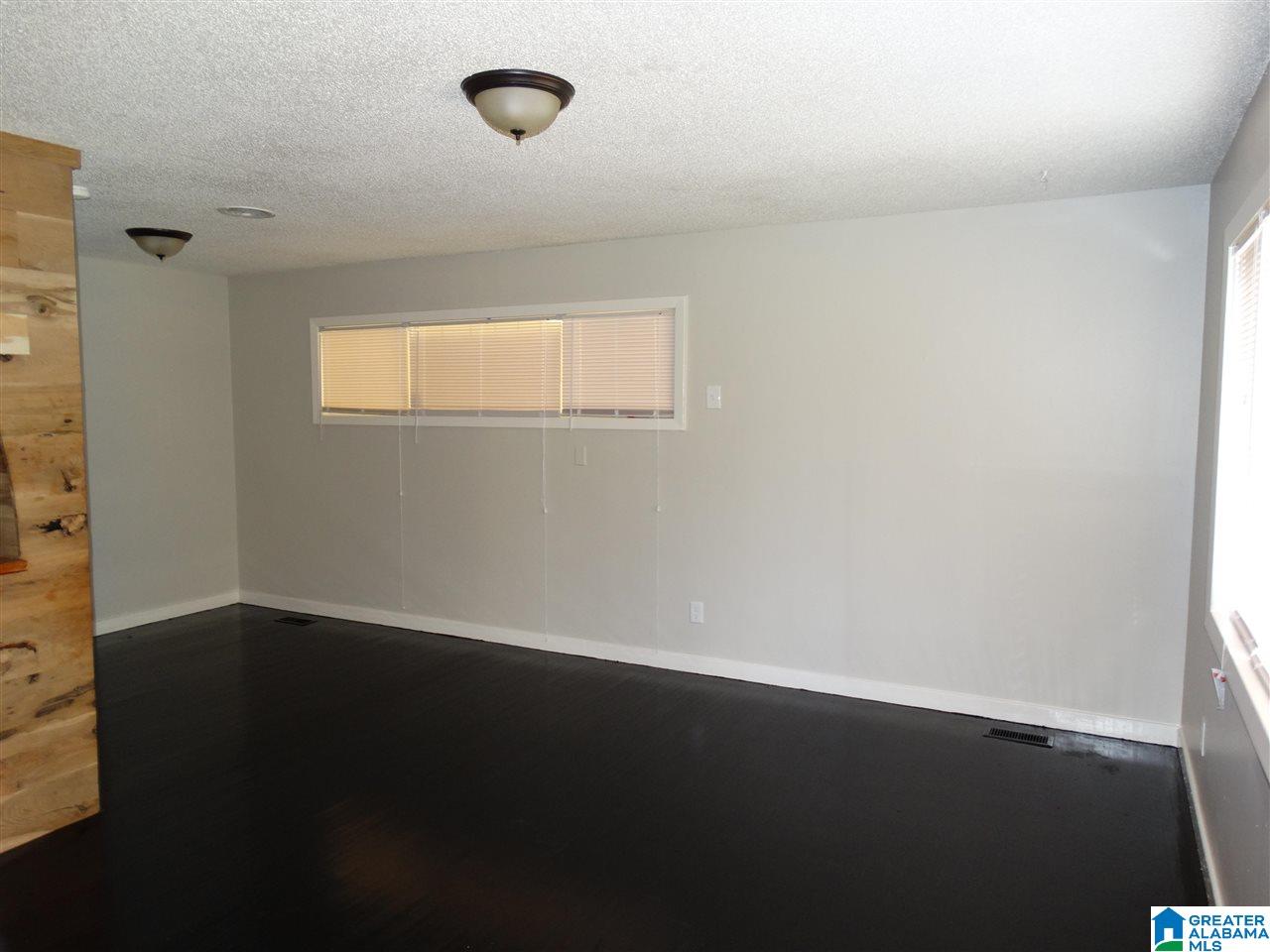 440 Burgundy Road Birmingham, AL 35215 - Photo 3 of 28