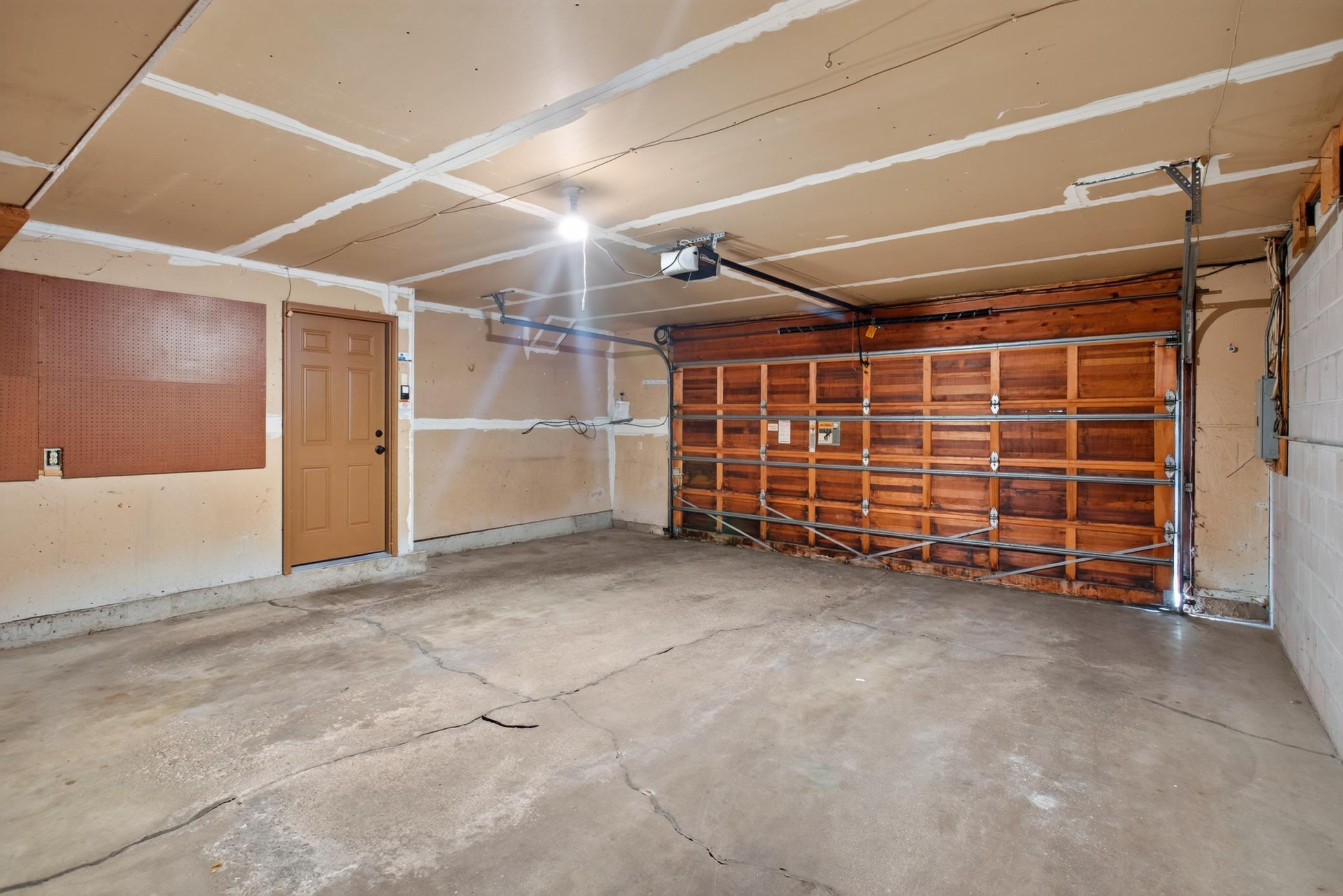 11219 Xavier Road Bloomington, MN 55437 - Photo 26 of 35 Gallery Image 26