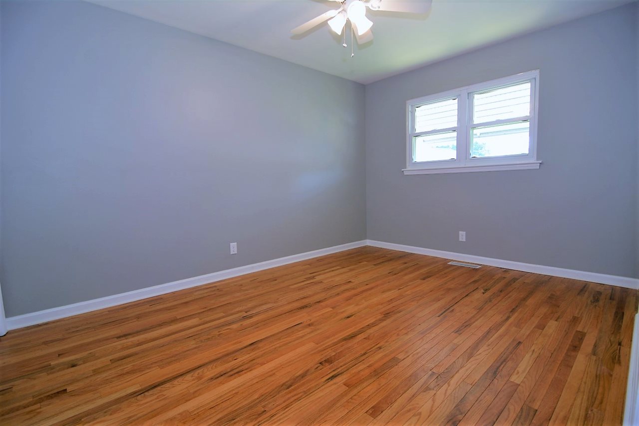 1900 North Meadow Road Evansville, IN 47715 - Photo 14 of 31 Gallery Image 14
