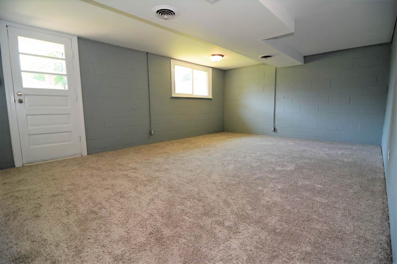 1900 North Meadow Road Evansville, IN 47715 - Photo 24 of 31 Gallery Image 24